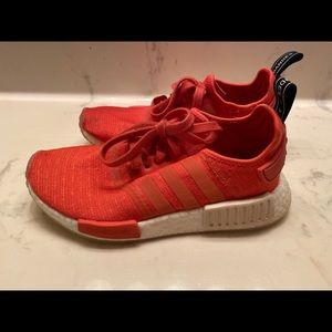 Adidas sneaker size 6